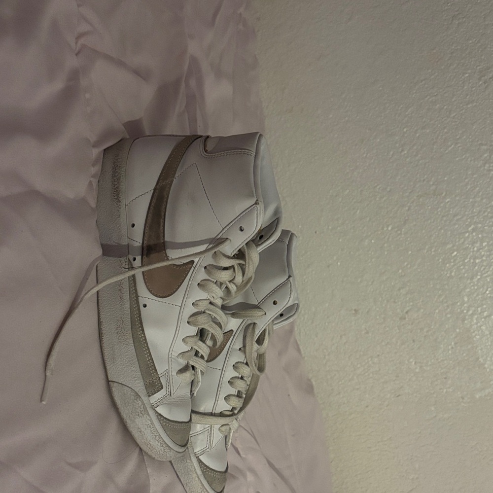 Women's White and Tan Sneakers